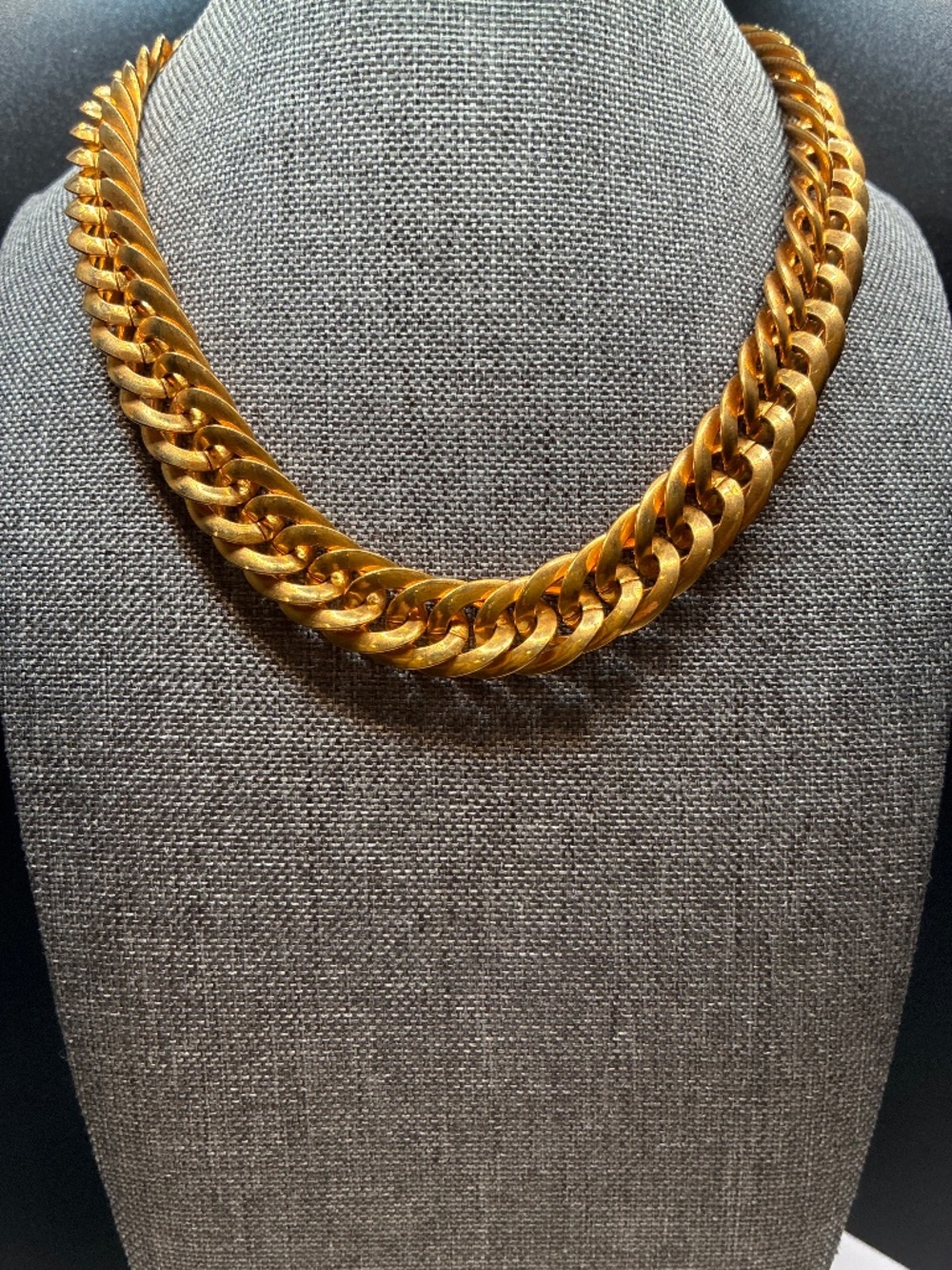 Vintage 1990’s gold-tone chunky Cuban link choker necklace.